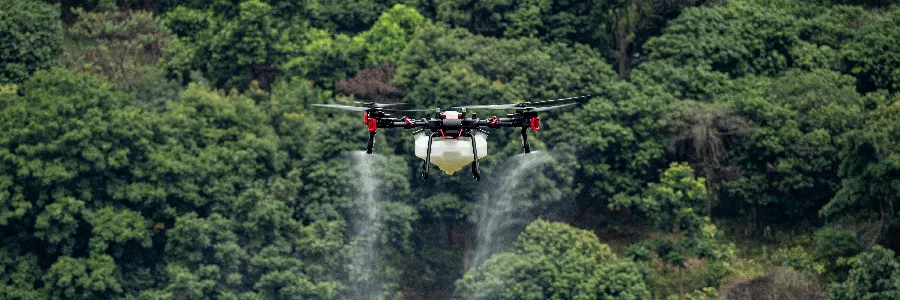 農薬散布ドローン導入費用｜自分に合った価格のドローンを見つける